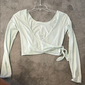 Lululemon Light Green Cropped Wrap